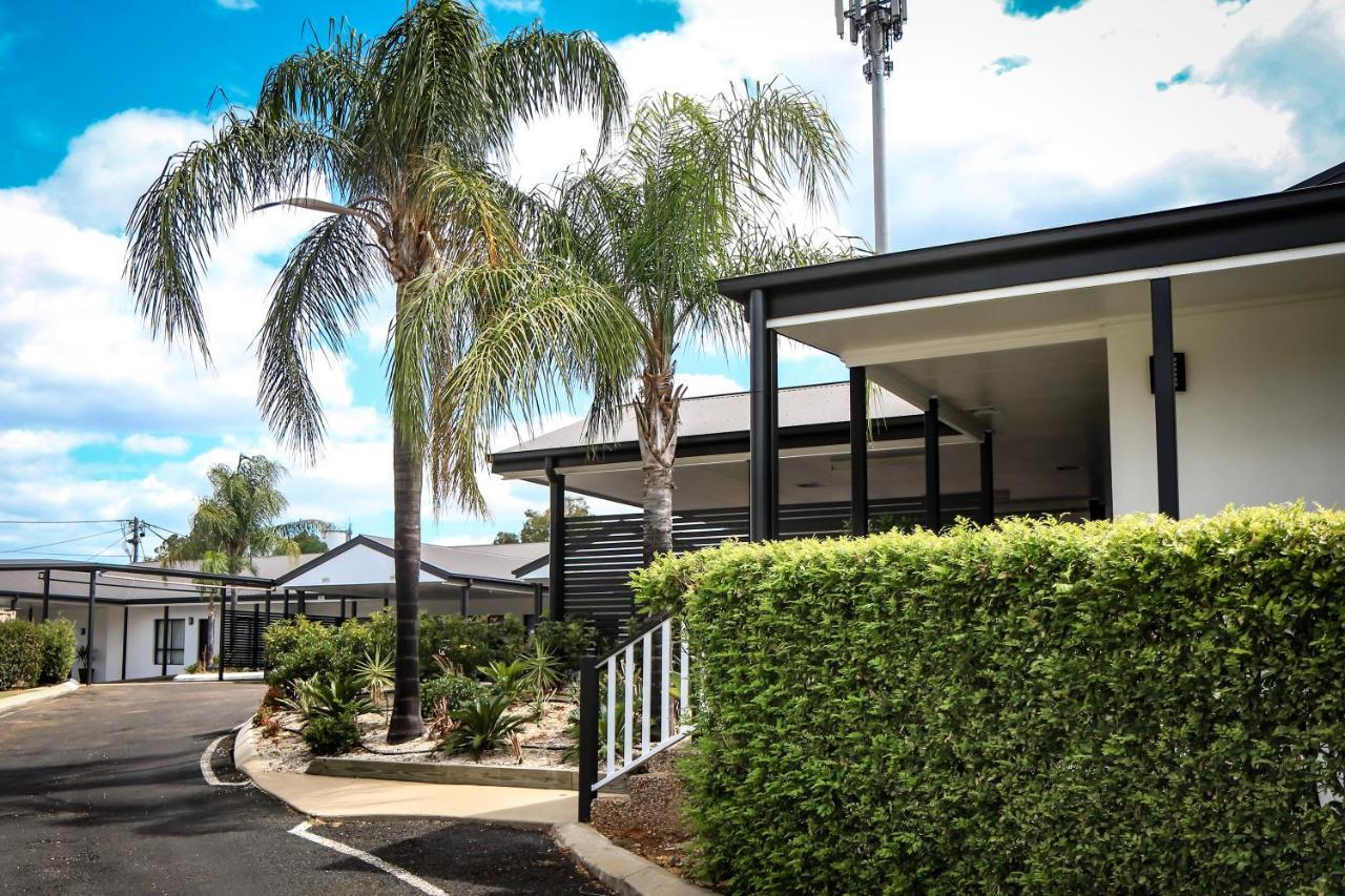 The Club Motor Inn チンチラ エクステリア 写真